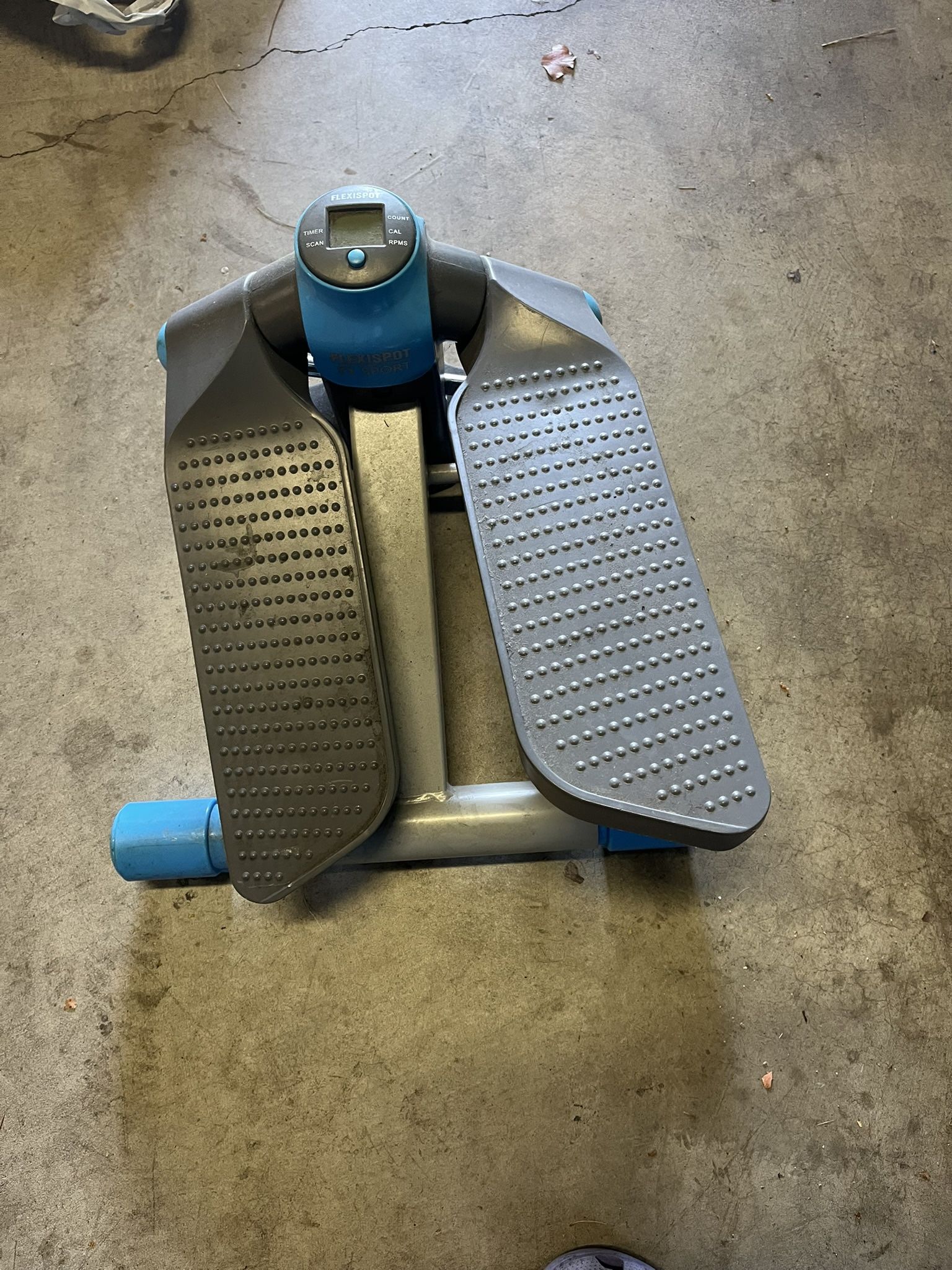 Blue Step exercise machine