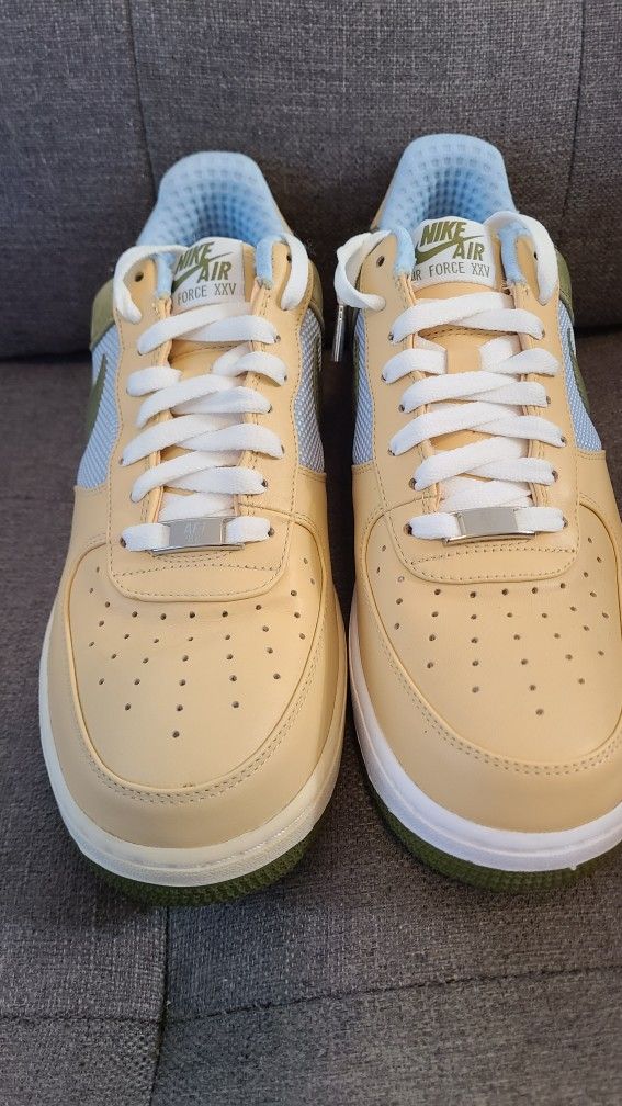 Nike Air Force Premium 07 Kool Bob Love Bobbito Garcia Edition