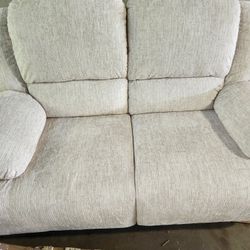 Manual Reclining Sofa with Wide Backrest

