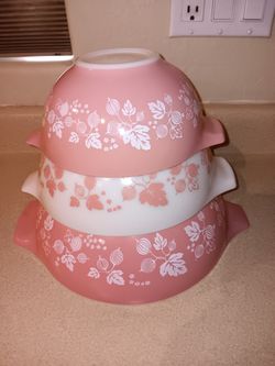 Vintage Pyrex  Pink Gooseberry