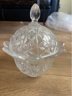Glass decorative item holder