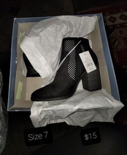 Brand New Ladies Shoes