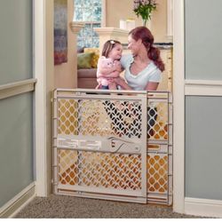 Toddleroo doorway gate