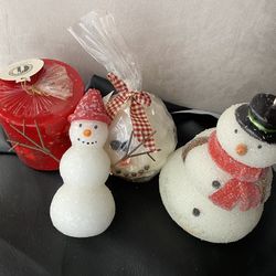 4 new holiday candles