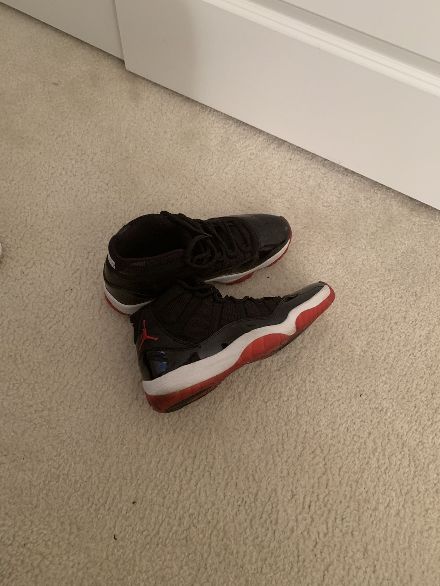 Air Jordan Retro 11 “Bred” Sz 13