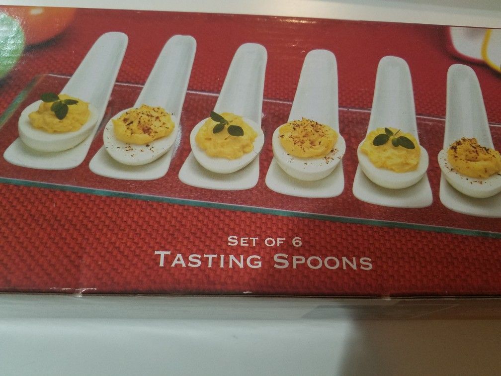 Tasting spoons