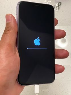 Apple iPhone 11 Pro in Purple 256 GB