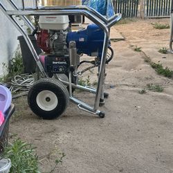 Machine Painting  Graco 7900