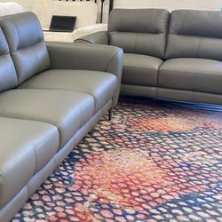 New Leather Couch and Loveseat! Includes Free Delivery 🚚!