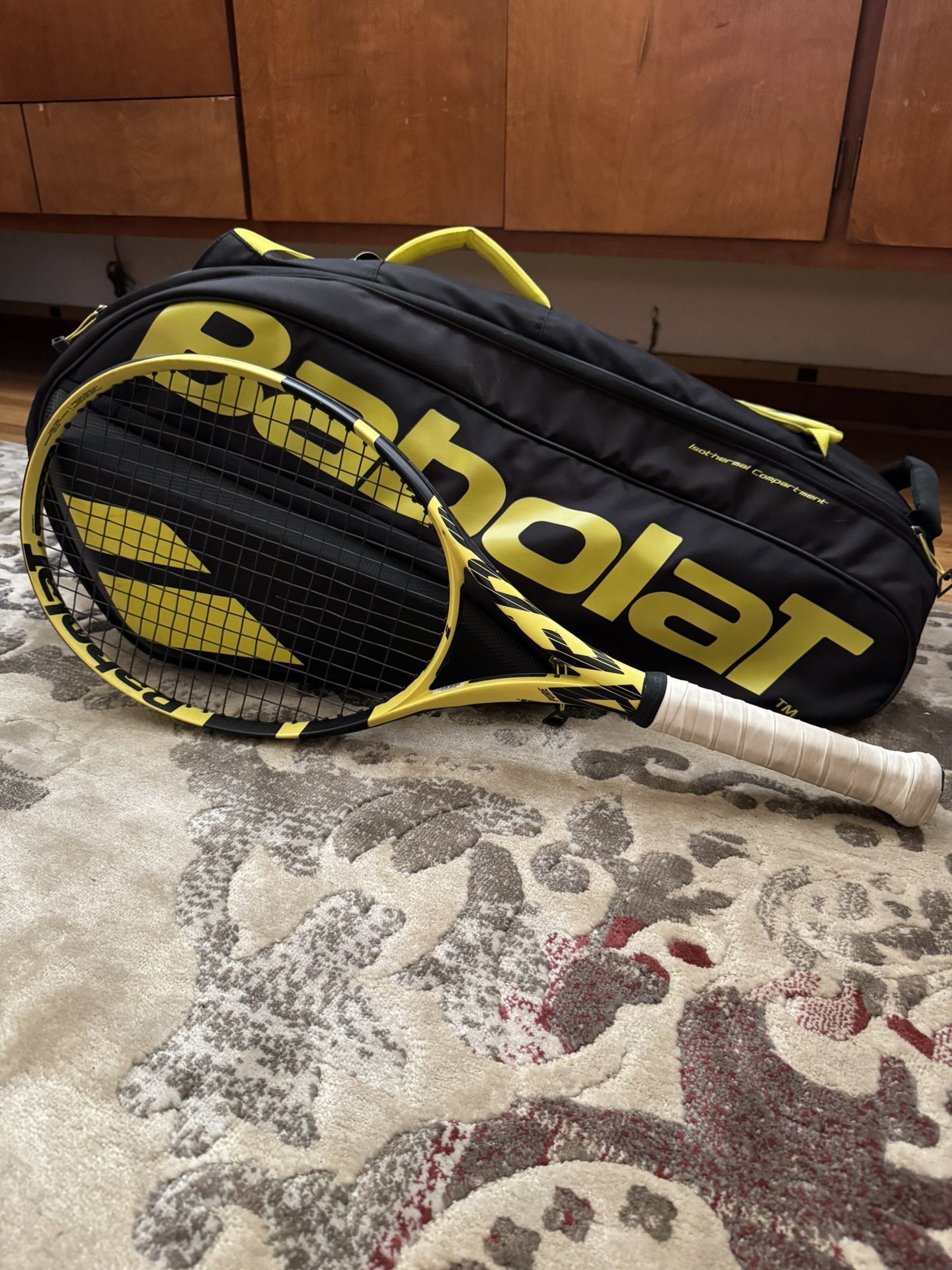 Babolat Pure Aero with Bag