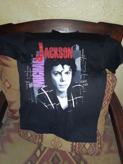 Michael Jackson shirt