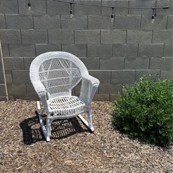 White Wicker Outdoor Rocking Chair 