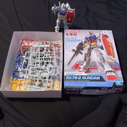 GUNDAM Figure 