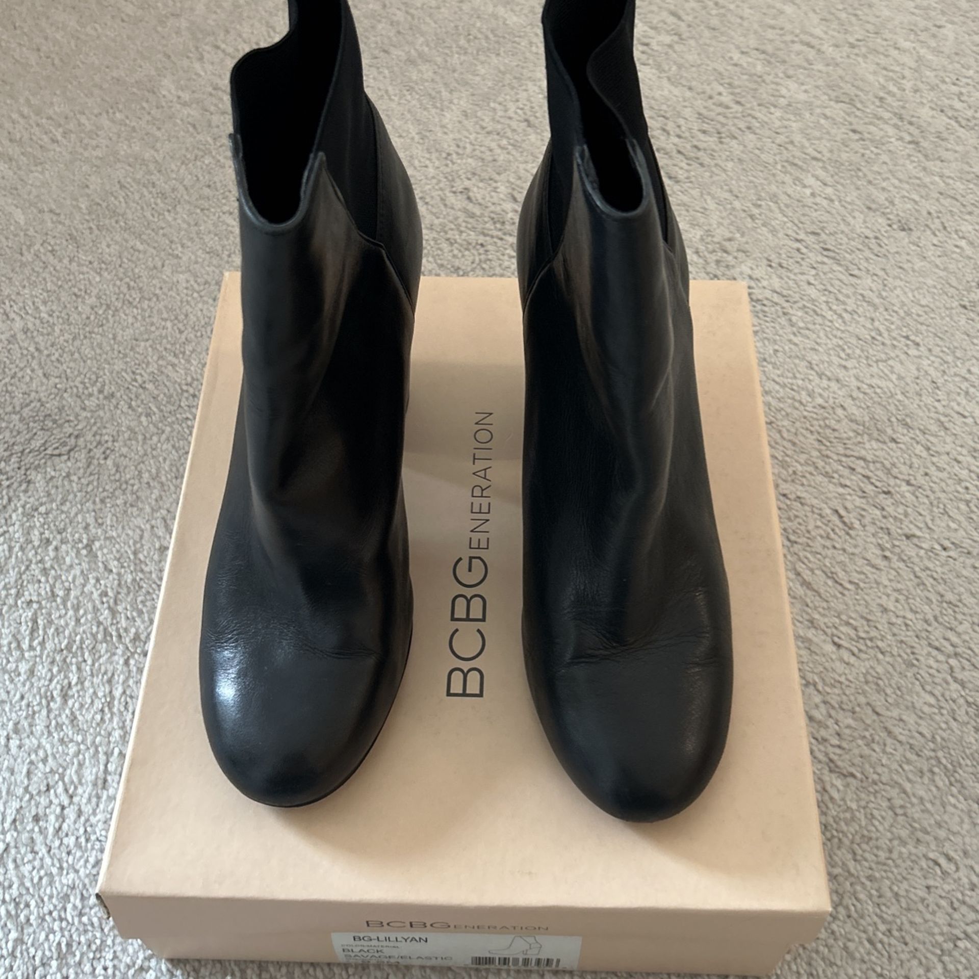 BCBGeneration Lillian Boot