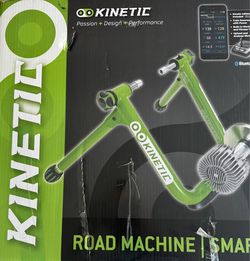 Kinetic Road Machine Smart Trainer – Never Used!