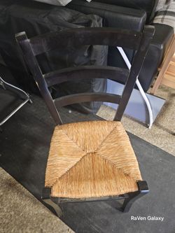 Set of 4 Solid Wood Ladder-Back Dining Chairs with Woven Rush Seats