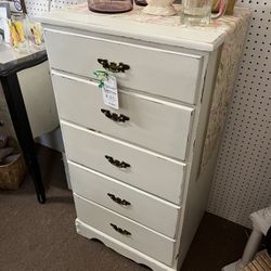 White 5 Drawer Dresser