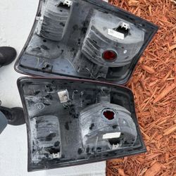 RAM 2018 Taillights / Headlights