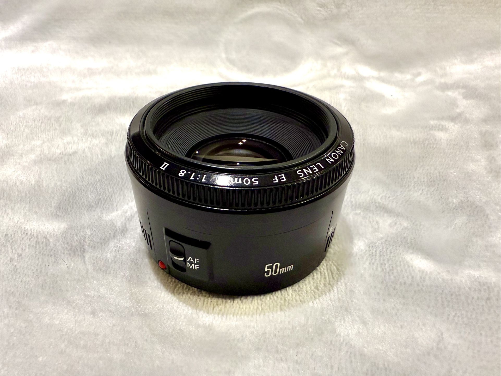 Canon EF 50mm F/1.8 II