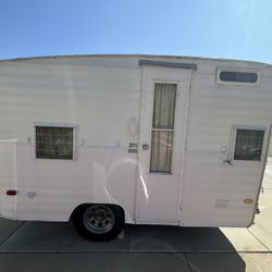 Vintage 1968 Scotsman Travel Trailer Pink/white