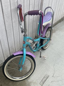 Girls Schwinn bike