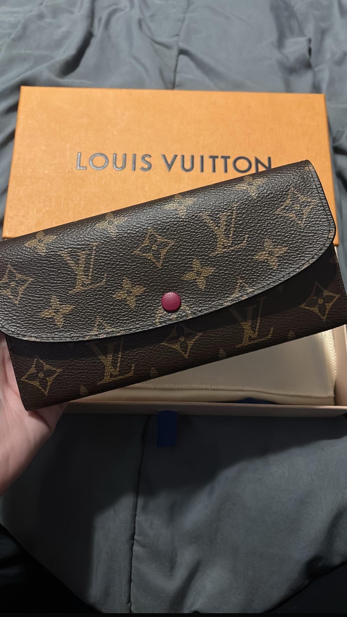 LV Wallet