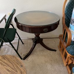 Table Vintage Round 