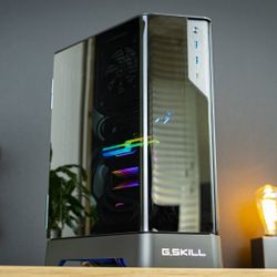 G.Skill Z5i Mini Itx Case RGB Tinted Tempered Glass
