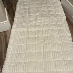 *********70 X 150******Antique White*******