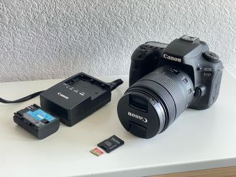 Canon 90D with 18-135mm Lens