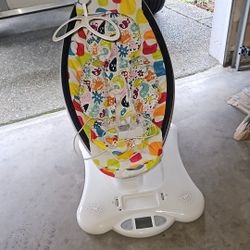 4moms mamaroo $150 OBO 