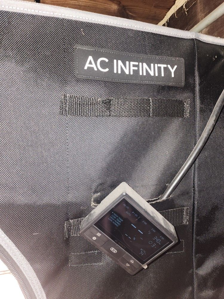 5x5 AC Infinity Grow Tent. Everything You Need For Start Up