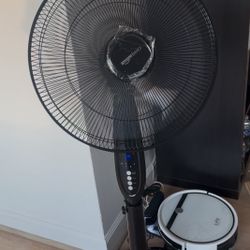 standing pedestal fan