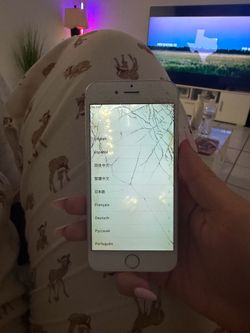 unlocked grey iphone 6s (cracked)