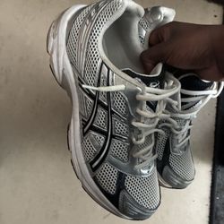 ASICS GEL-1130 - Silver White Black size 11.5