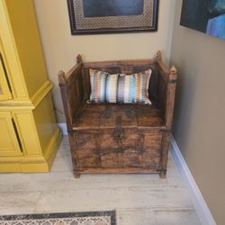 two antique chamber pot 