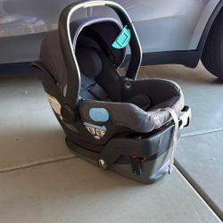 UPPAbaby Mesa 