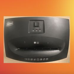 Staples Shredder On Wheels/ Works great