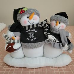Raiders christmas decor