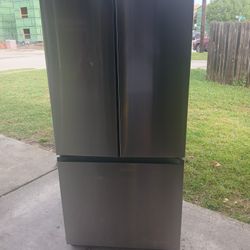 Samsung Twin Cooling Plus Refrigerator. Stainless Steele