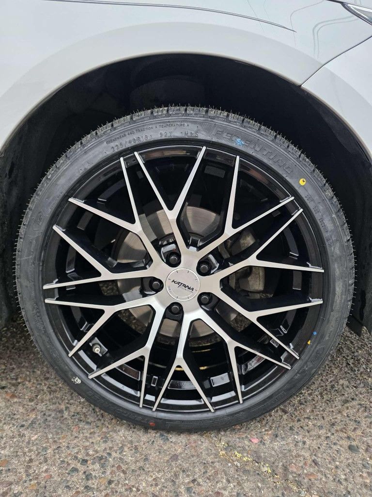 18x8 Katana Wheels And Tires 225/40/18