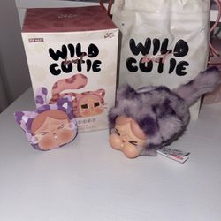 CRY BABY WILD BUT CUTE VINYL PLUSH PENDANT NEON CUTIE