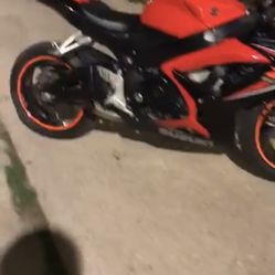 Suzuki Red And Black 600 Bored over to a 750