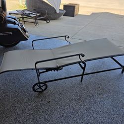 Brown JORDAN LAWN CHAIRS 