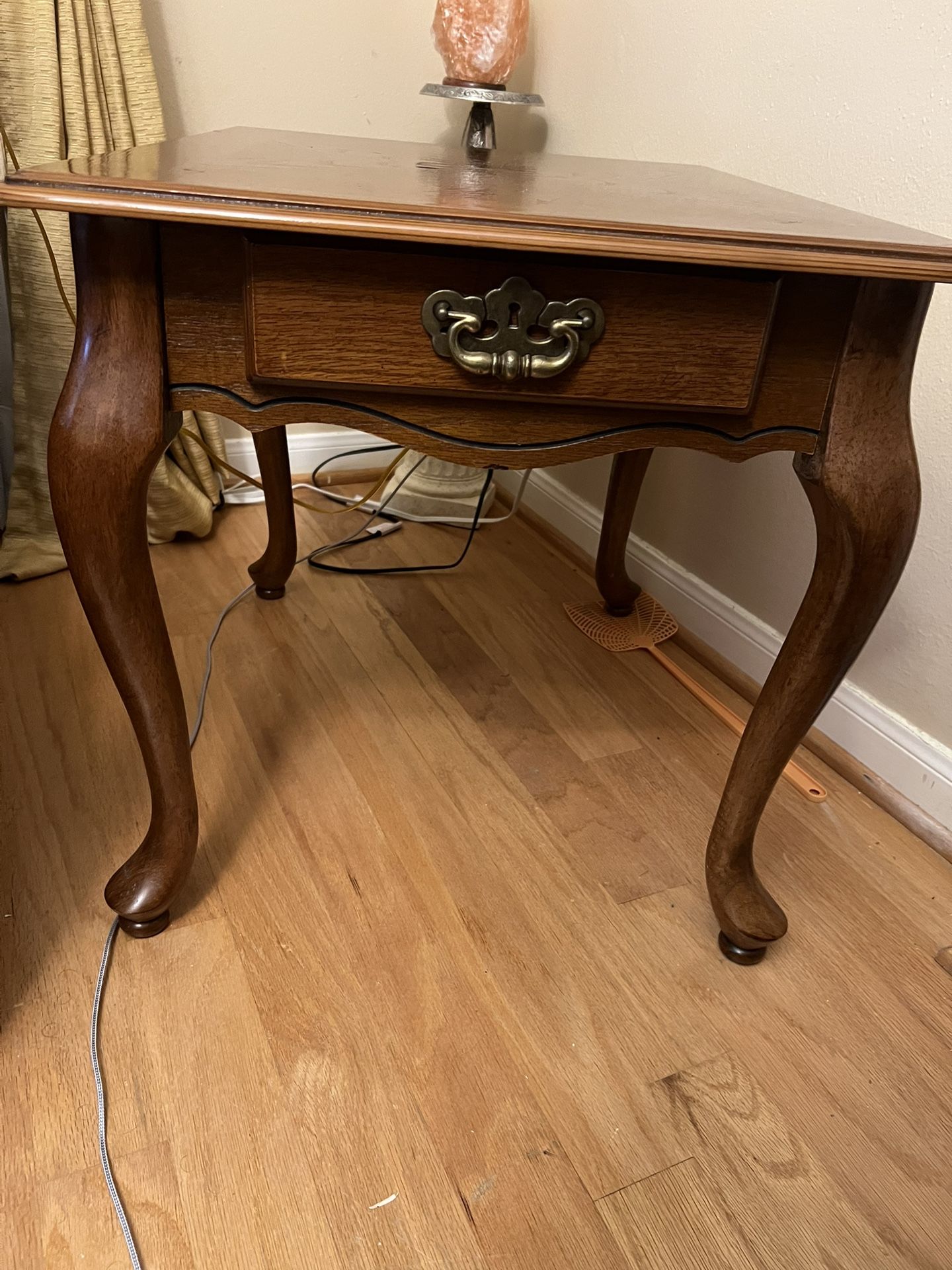 2 -Side table