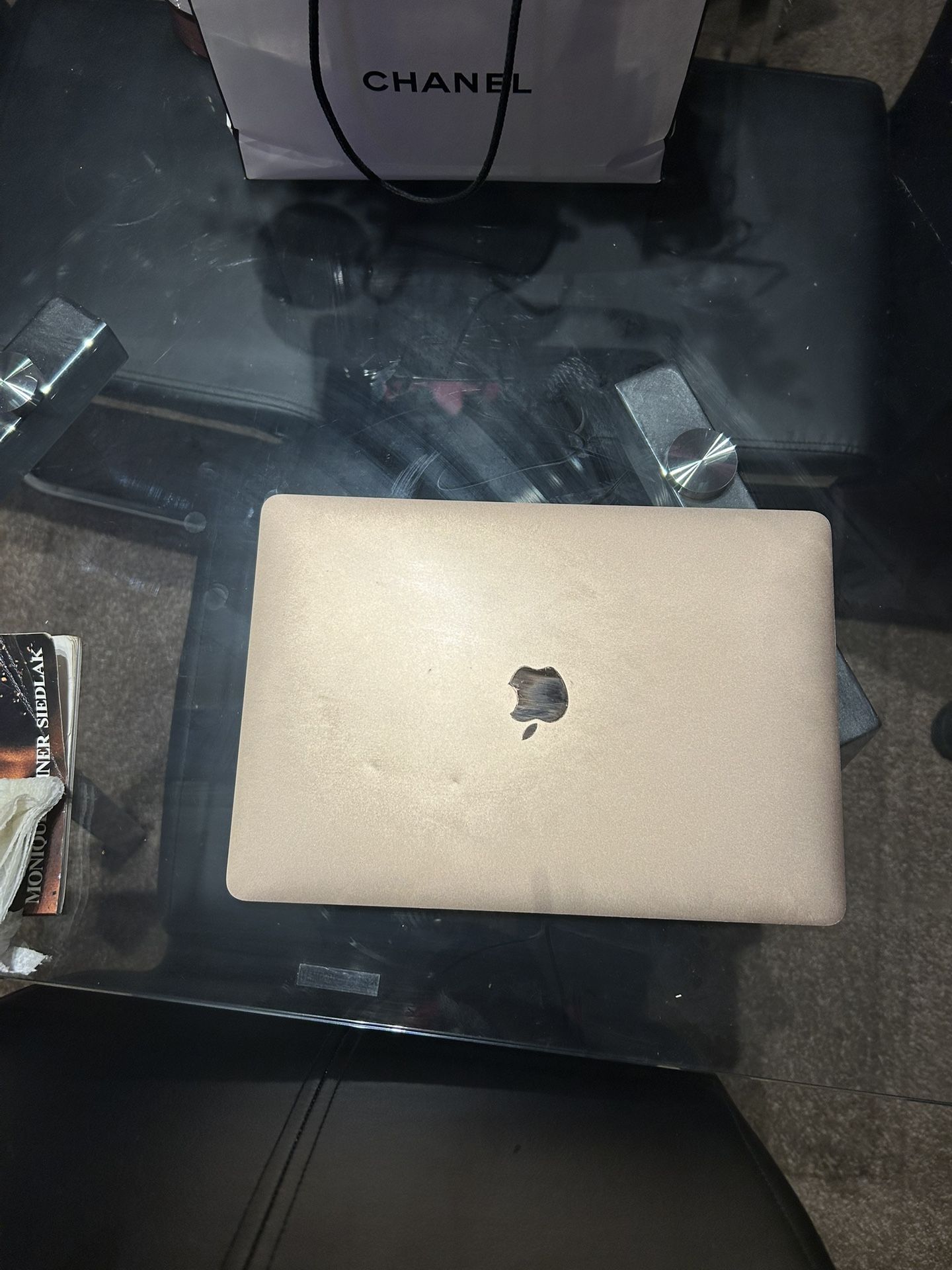 2020 MacBook Air – Won’t Turn On - USE FOR PARTS 