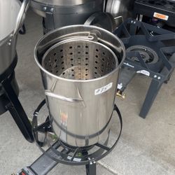 Stainles Pot With Straighten/ Nuevo Olla Con Sedaso De Accero