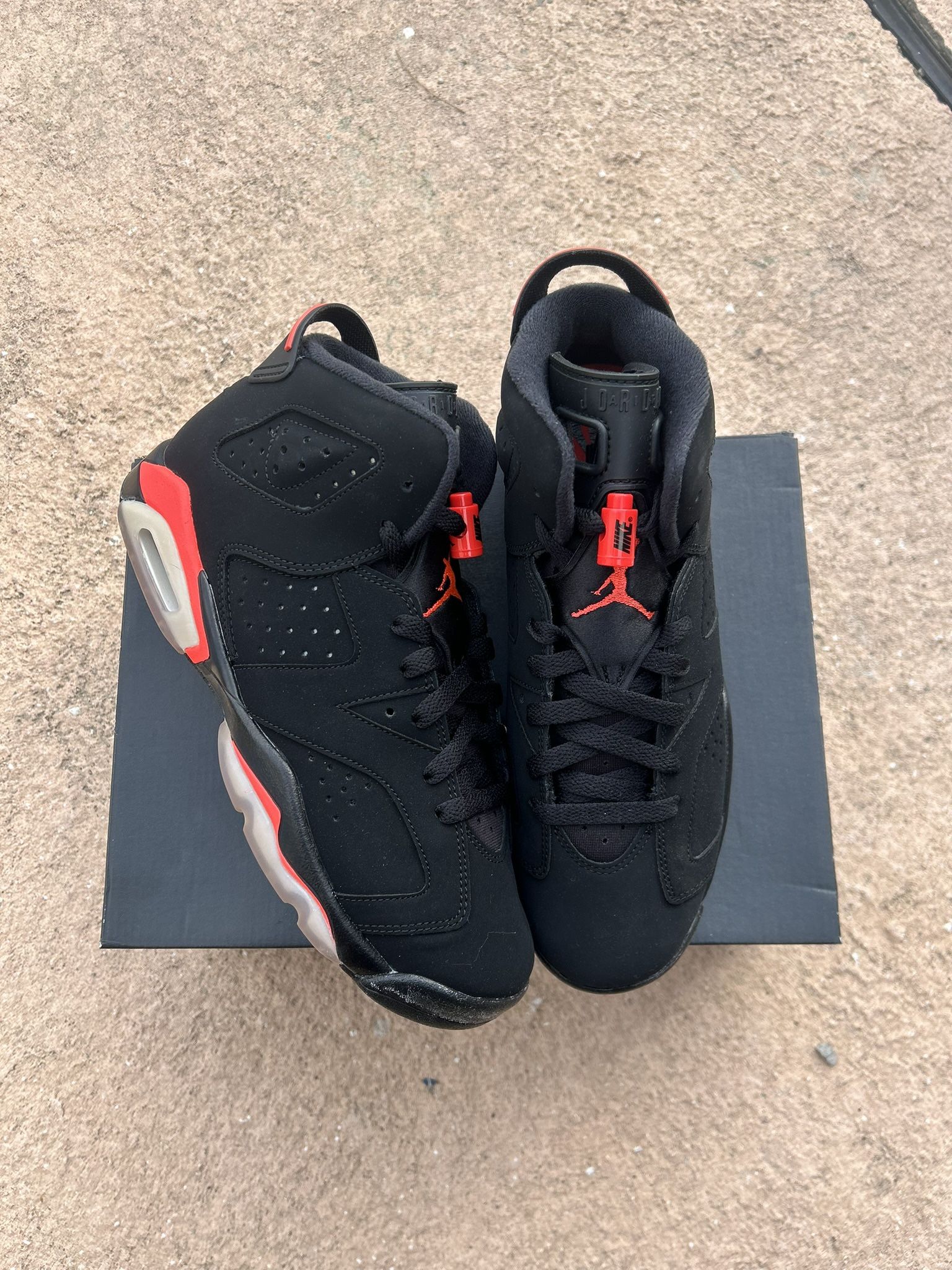 Infared Jordan 6s Size 7y