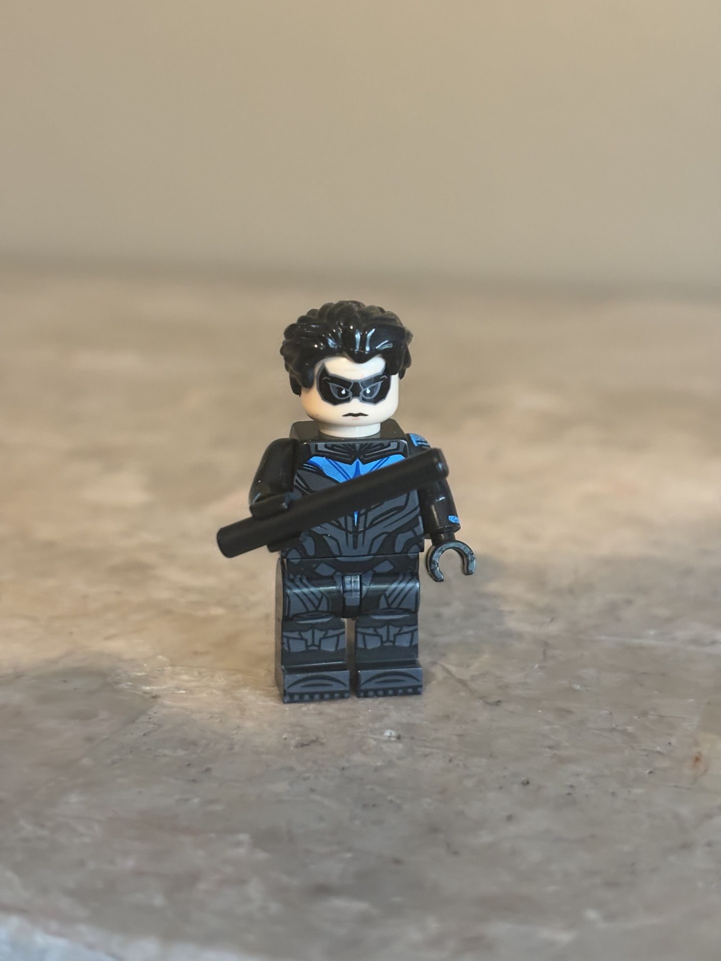 LEGO DC Nightwing Minifigure