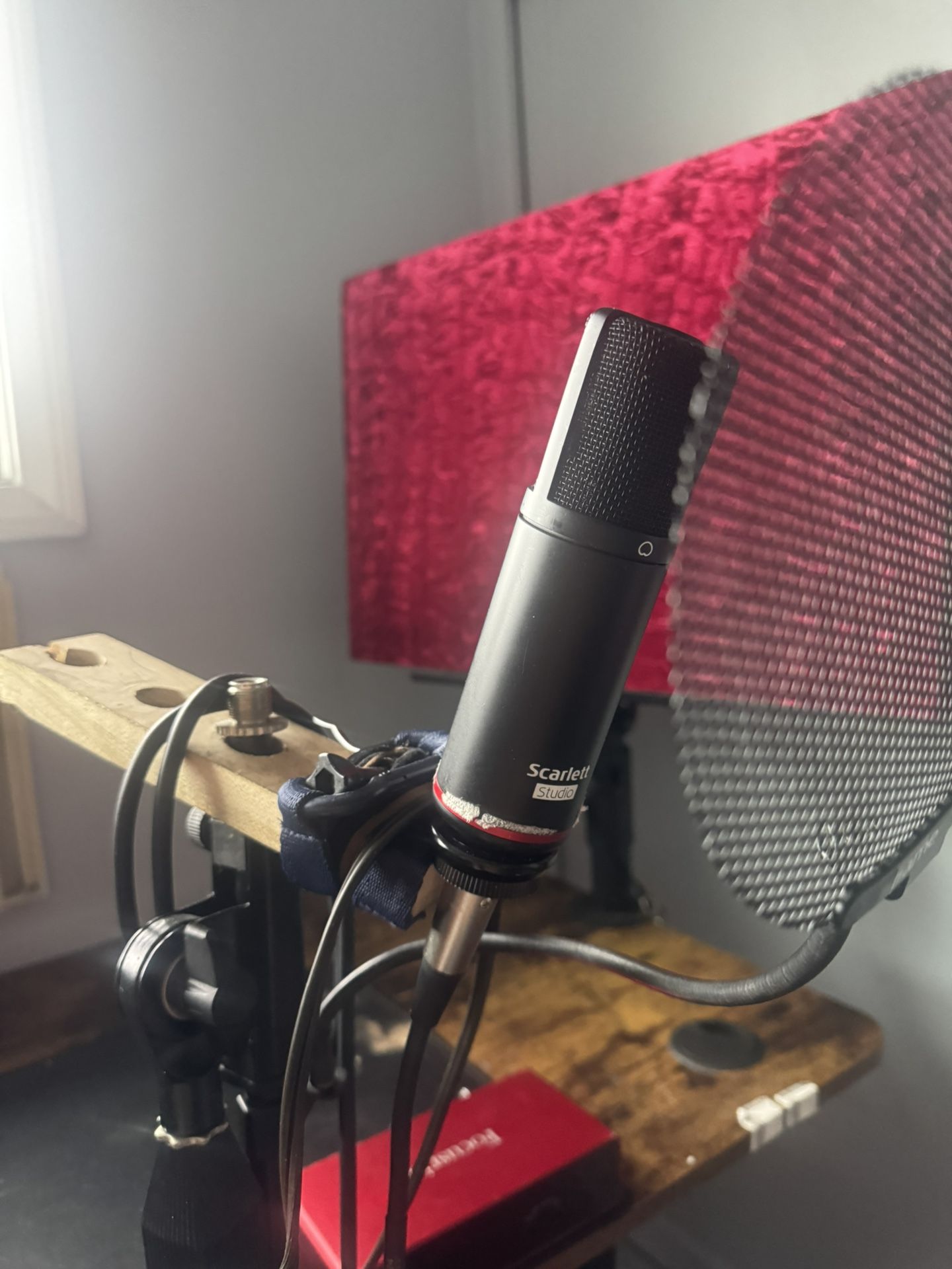 Scarlett mic, Focusrite (3rd Gen 2i2), Speaker Stands, Sound Proof)